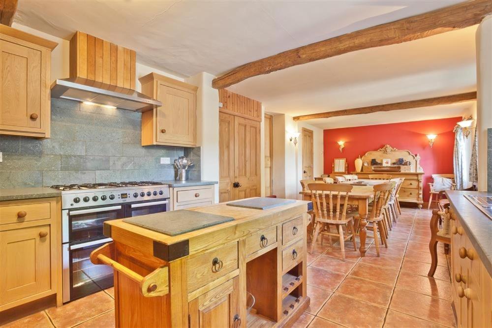 Villa Bridge House With Private Hot Tub, Coniston Exterior foto