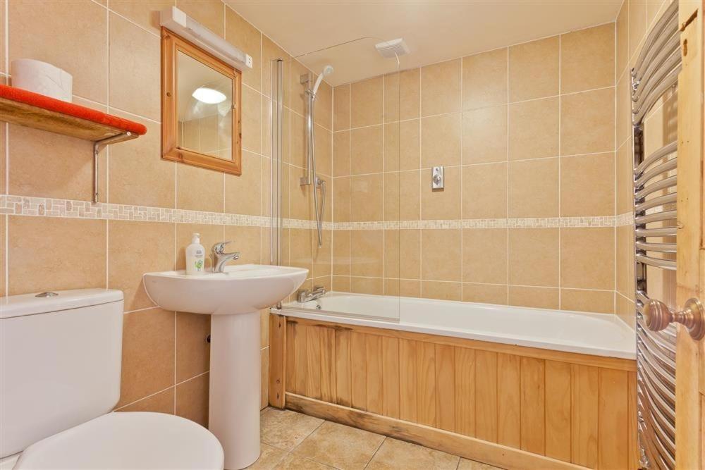 Villa Bridge House With Private Hot Tub, Coniston Exterior foto